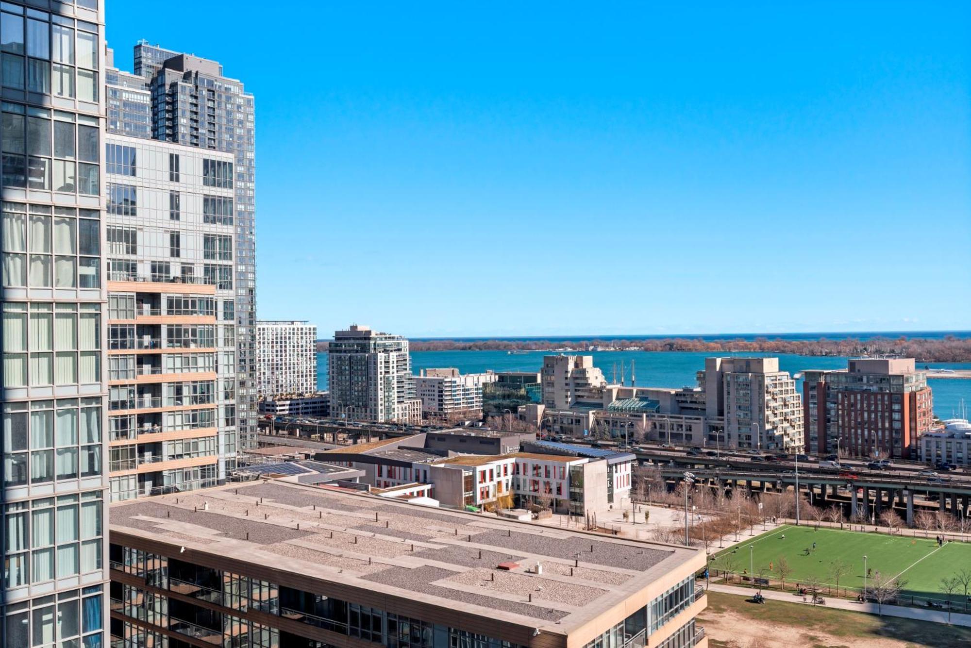 Globalstay Elegant Downtown Apartments Торонто Экстерьер фото