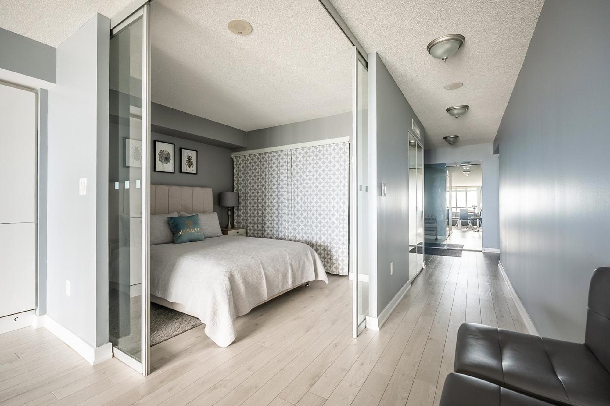 Globalstay Elegant Downtown Apartments Торонто Экстерьер фото