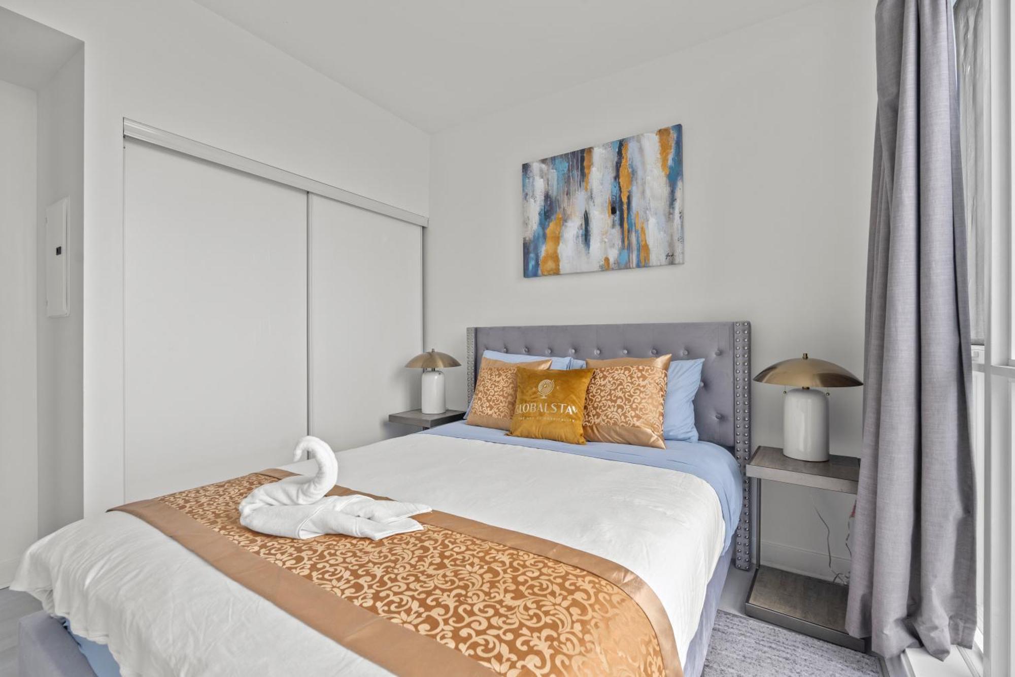 Globalstay Elegant Downtown Apartments Торонто Экстерьер фото