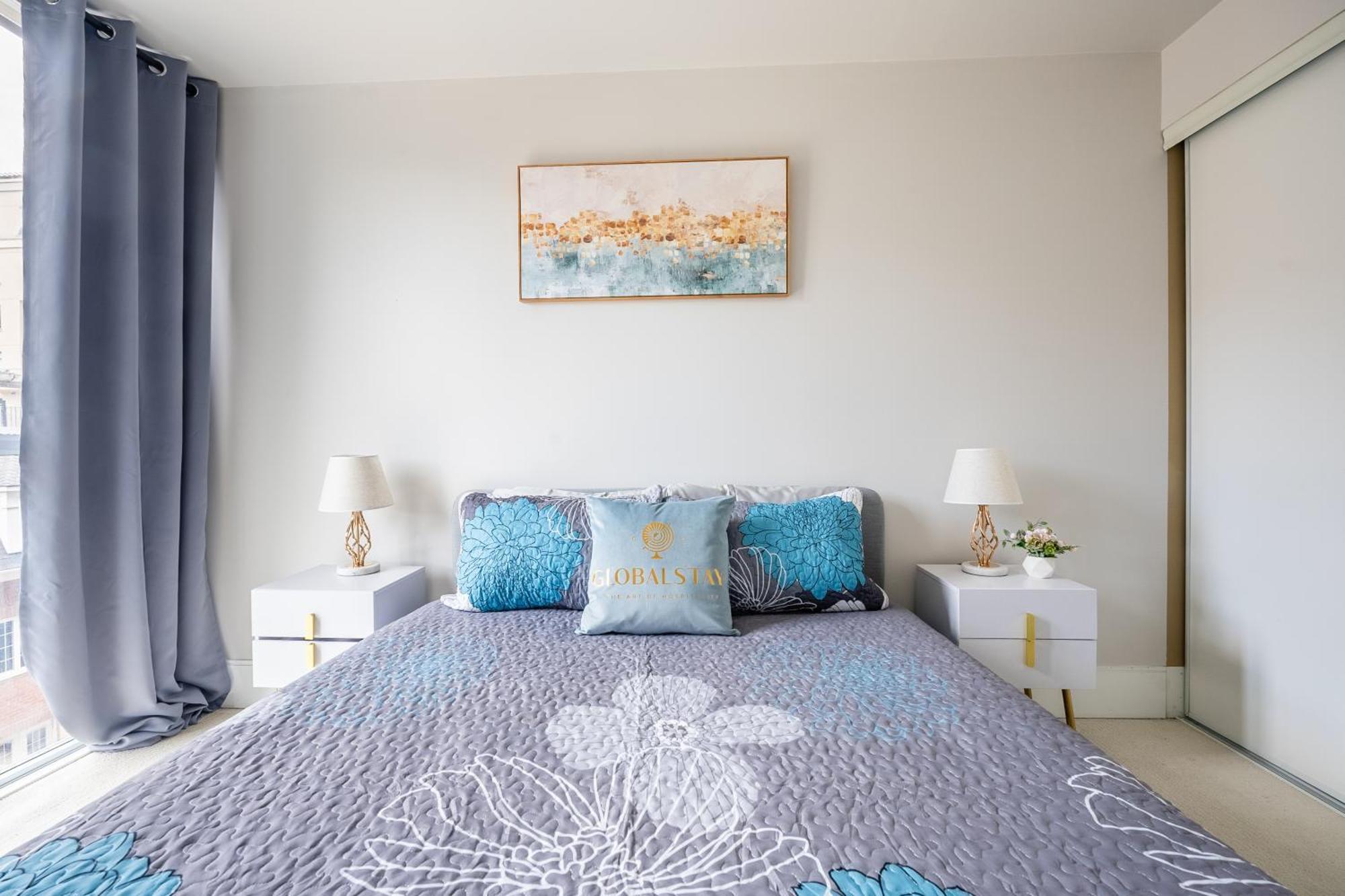 Globalstay Elegant Downtown Apartments Торонто Экстерьер фото
