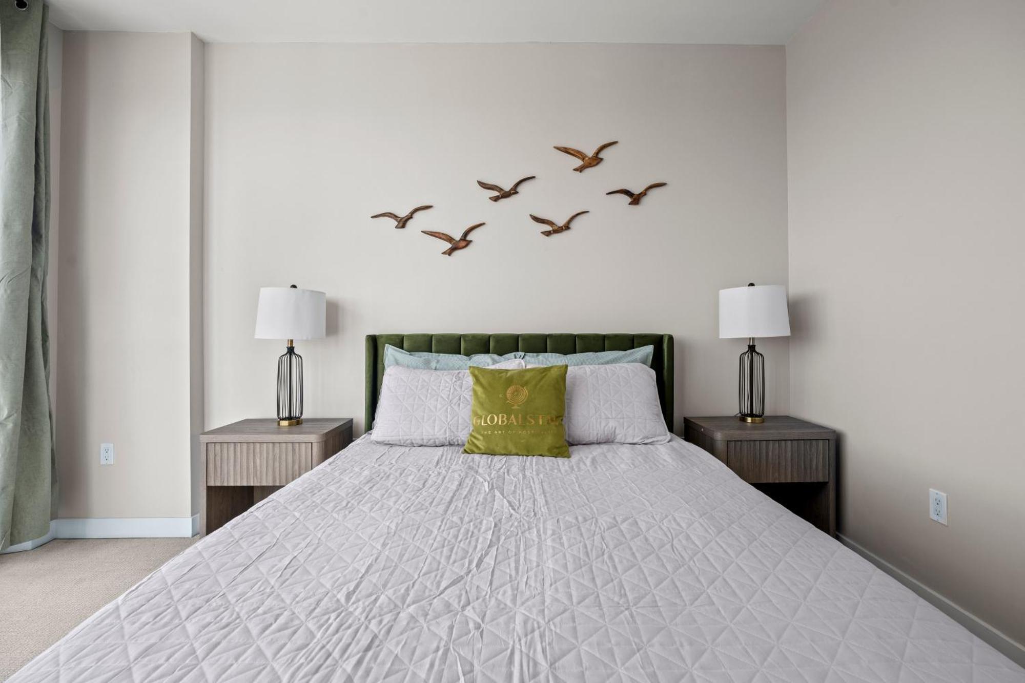 Globalstay Elegant Downtown Apartments Торонто Экстерьер фото